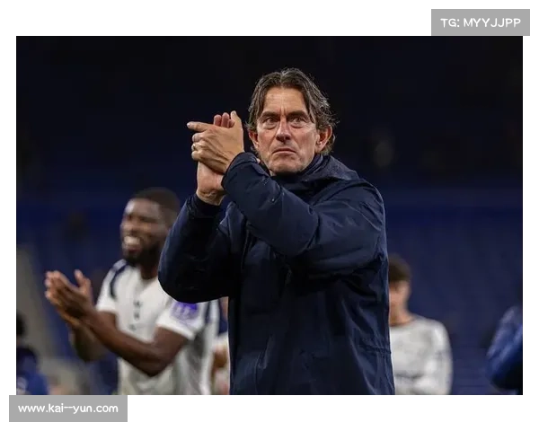 热刺门将连续失误导致崩盘 客场二比五惨败暴露防线严重问题 热刺门将连续失误导致崩盘 客场二比五惨败暴露防线严重问题