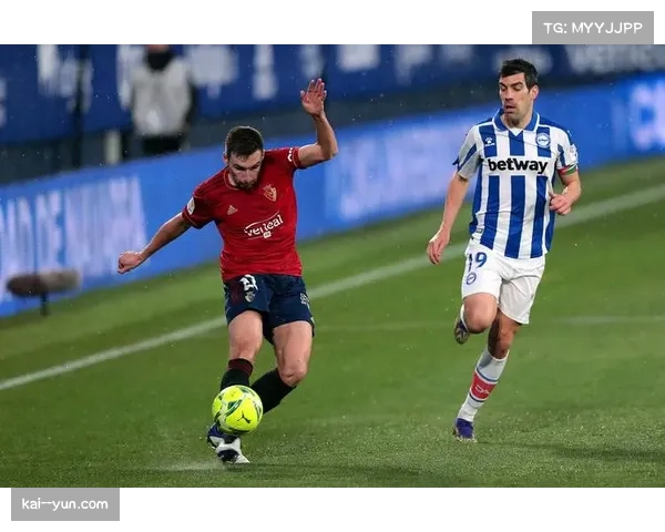 利兹联客场战术面临调整，法尔克强调勇气非摆大巴